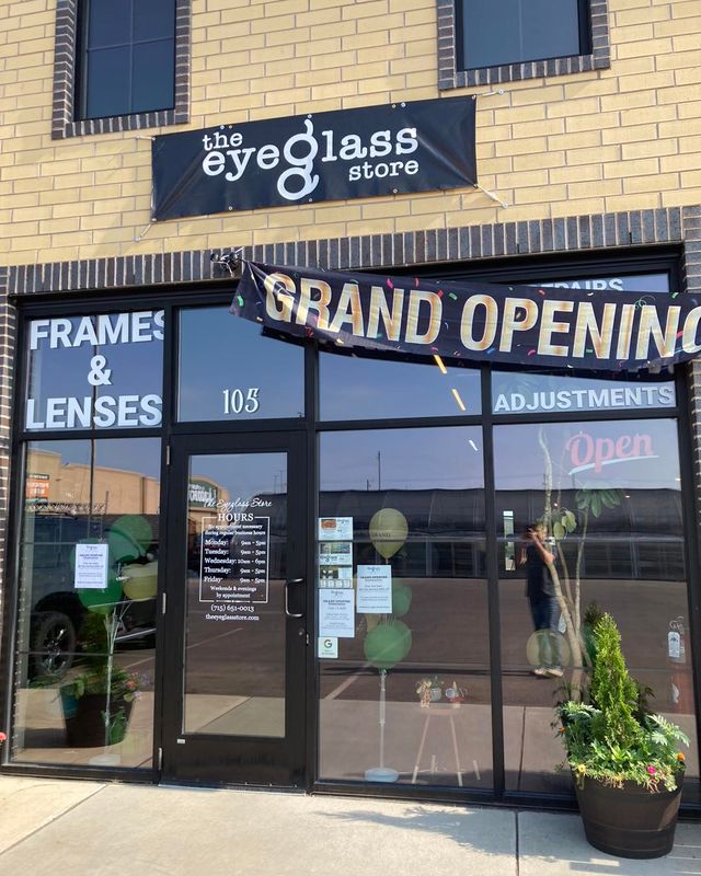 The Eyeglass Store
