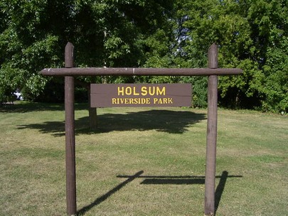 Holsum Riverside Park