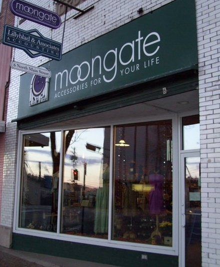 Moongate Gifts & Antiques