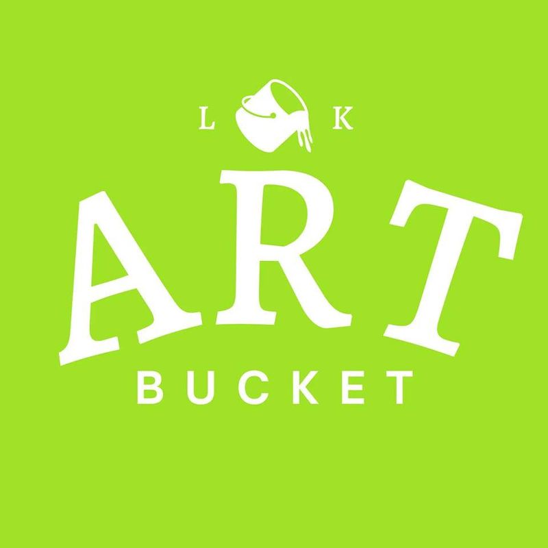 LK Art Bucket