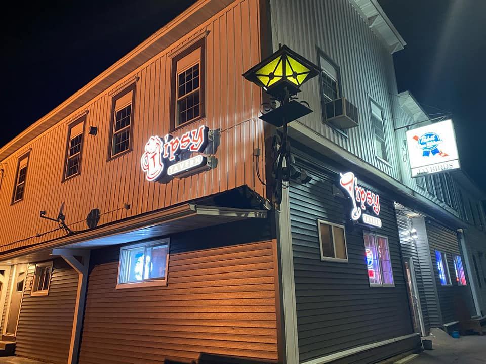 Tipsy Tavern